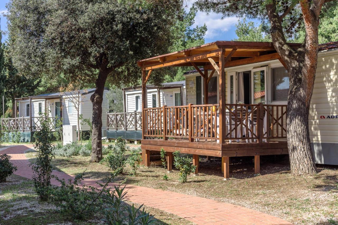Salve Croatia Mobile Homes In Amadria Park Trogir سيغيت فغانييتْسا المظهر الخارجي الصورة