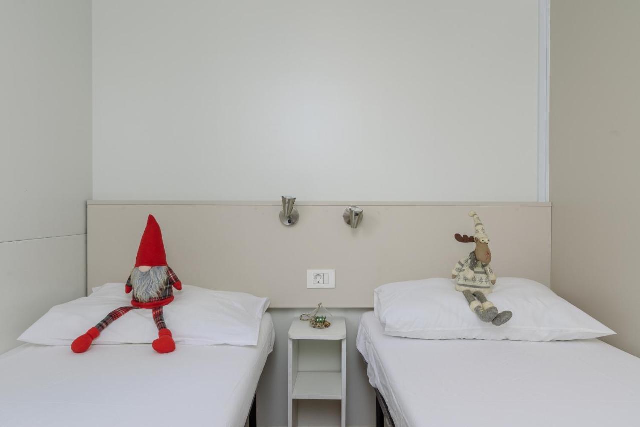 Salve Croatia Mobile Homes In Amadria Park Trogir سيغيت فغانييتْسا المظهر الخارجي الصورة